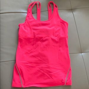 Sports tank top